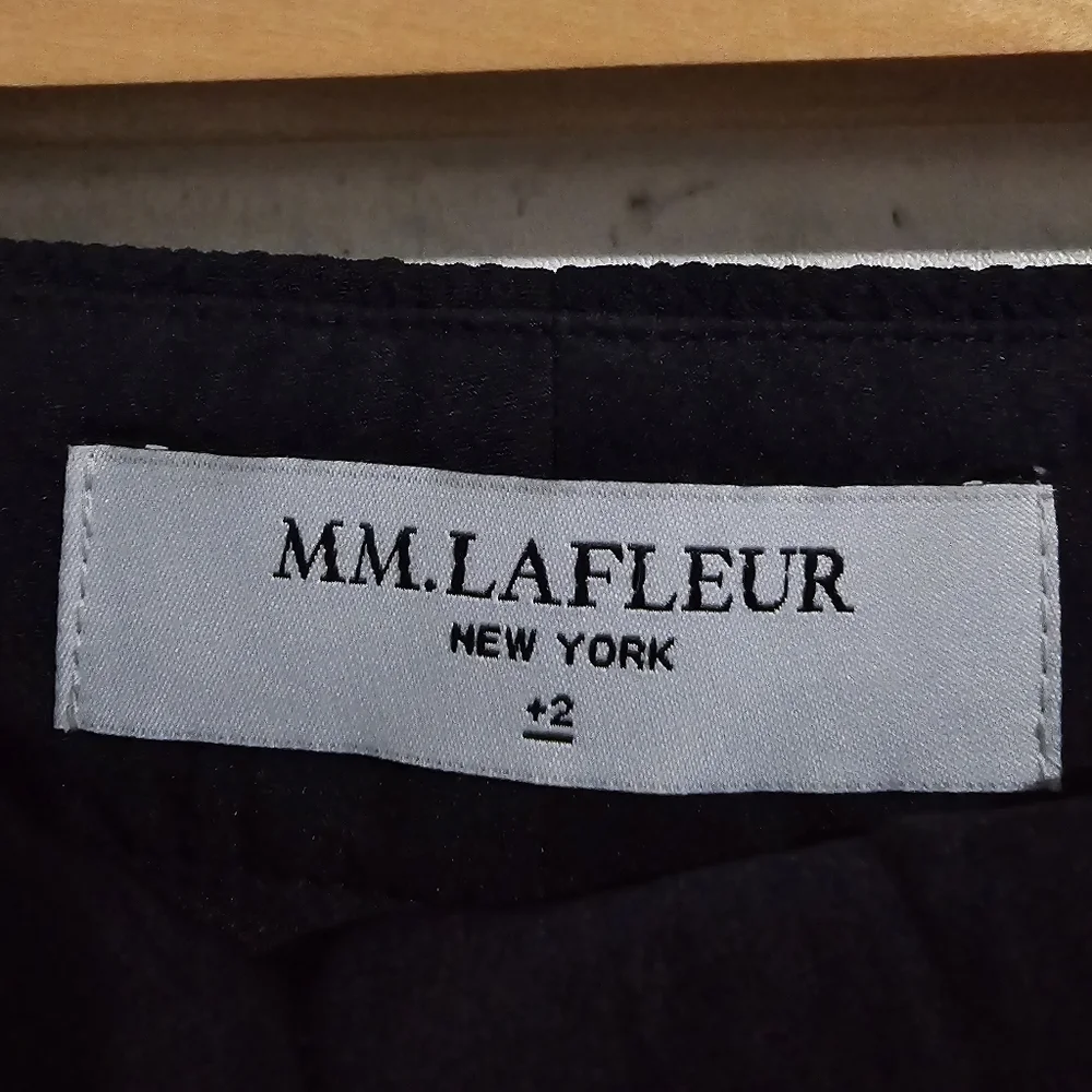 M.M. LaFleur Cropped Crepe Pant Navy‎ size +2